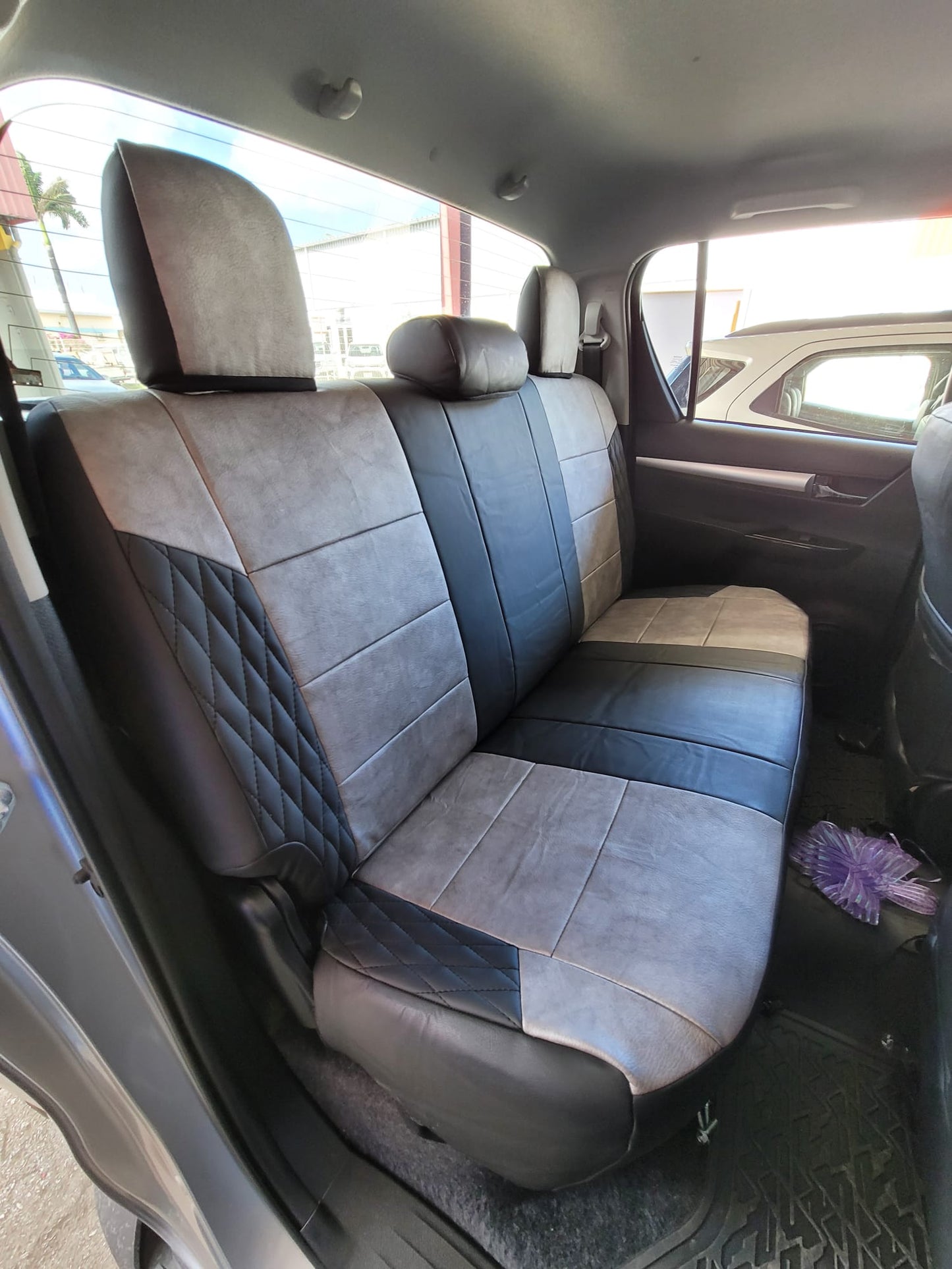 Toyota Hilux Sr doble cabina 2016-2025 (Distribuidor)